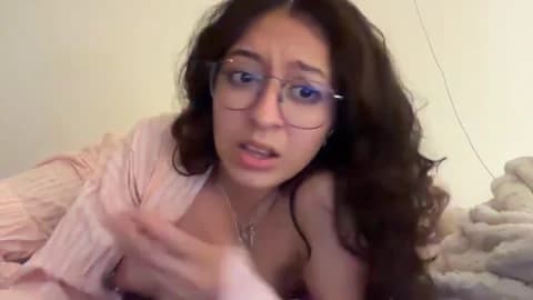 Alicatcua_ @ Stripchat • Recorded June 3, 2026 05:50 • 30m