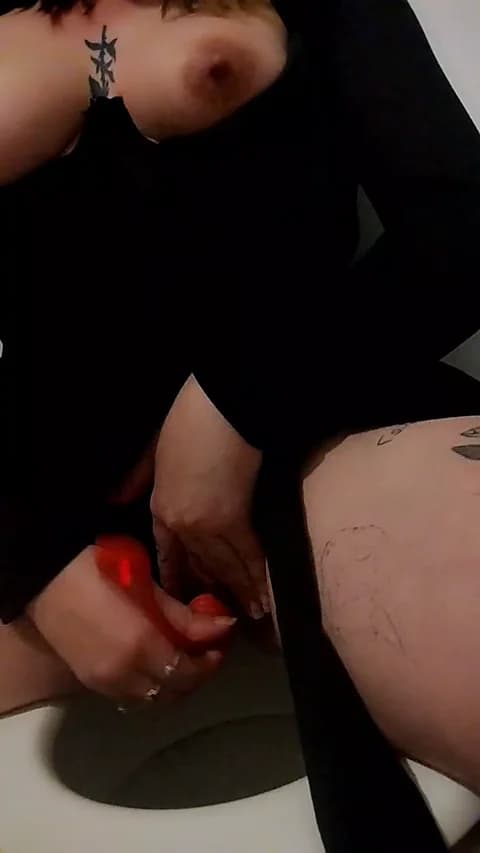 Amatrice_X @ Cam4 • Recorded April 12, 2026 01:53 • 57m