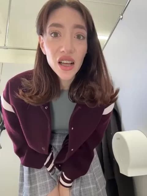 BallerinaCappuccino_ @ Stripchat • Recorded March 17, 2026 08:43 • 48m