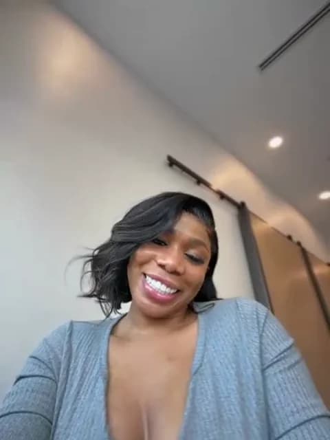 Belle___ @ Stripchat • Recorded March 14, 2026 16:35 • 34m