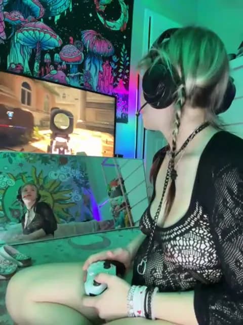 Cutiepiespanks @ Stripchat • Recorded March 11, 2026 06:14 • 72m