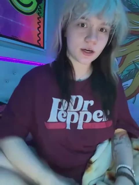 Cutiepiespanks @ Stripchat • Recorded April 19, 2026 06:54 • 35m