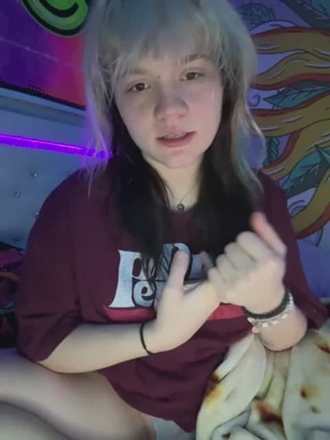 Cutiepiespanks @ Stripchat • Recorded April 19, 2026 06:54 • 35m