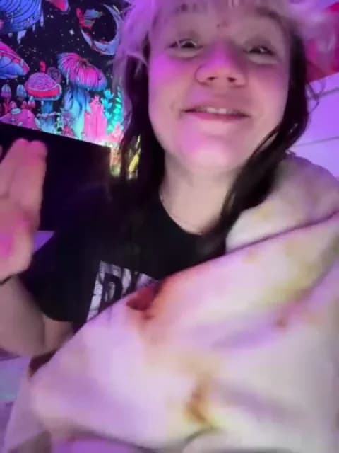 Cutiepiespanks @ Stripchat • Recorded April 30, 2026 07:08 • 37m