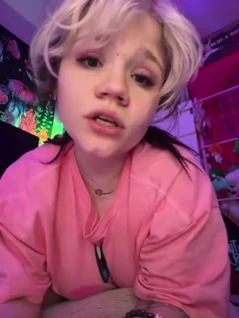 Cutiepiespanks @ Stripchat • Recorded May 10, 2026 07:59 • 73m