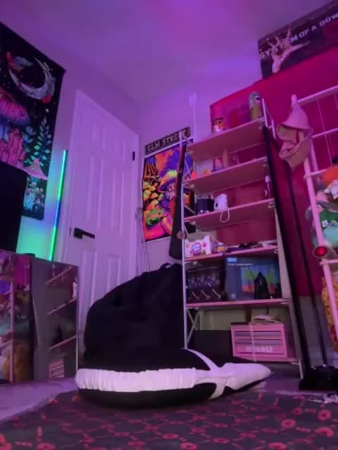 Cutiepiespanks @ Stripchat • Recorded May 23, 2026 07:09 • 39m
