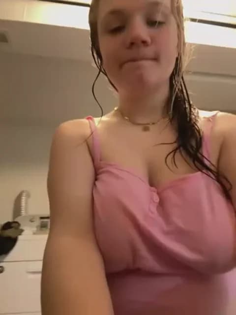 Cutiepiespanks @ Stripchat • Recorded May 31, 2026 03:01 • 74m
