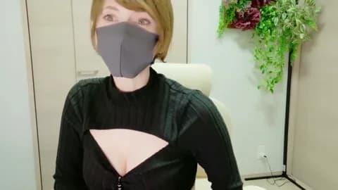 Emilia0606 @ Stripchat • Recorded April 21, 2026 23:09 • 32m