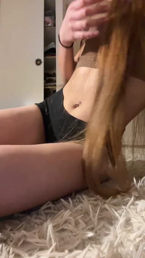 Gatitaaae @ Cam4 • Recorded April 13, 2026 01:20 • 31m