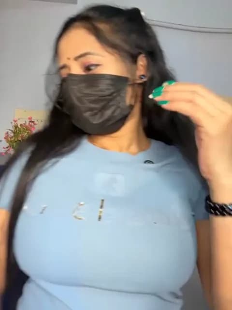 Hot-Haney77 @ Stripchat • Recorded January 15, 2026 11:14 • 31m