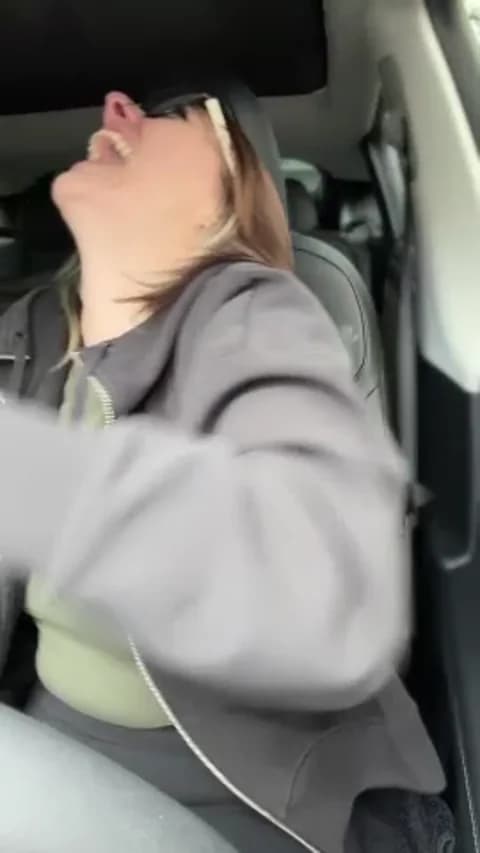 LadyLena1 @ Stripchat • Recorded March 19, 2026 24:58 • 40m