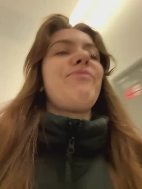 MariiD @ Stripchat • Recorded January 11, 2026 08:33 • 71m