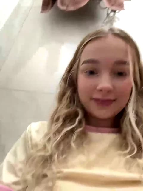 MeowMia @ BongaCams • Recorded March 21, 2026 19:00 • 70m