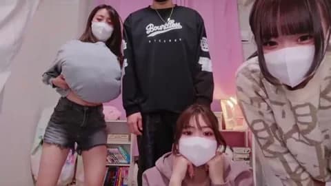 Mia--meow @ Stripchat • Recorded January 12, 2026 13:32 • 78m