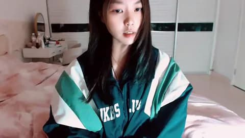 Miu1_girl @ Stripchat • Recorded April 7, 2026 03:34 • 53m