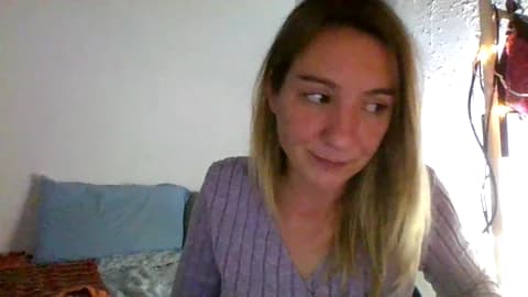 Nena_Misteriosa @ Cam4 • Recorded March 13, 2026 23:47 • 34m
