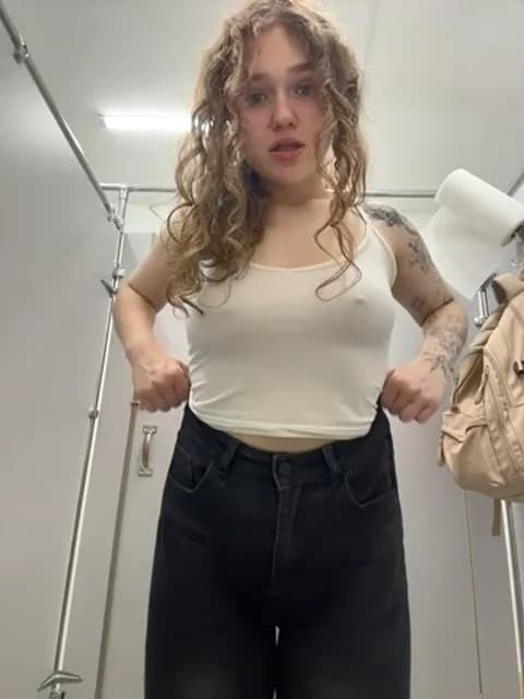 RussianWoman @ Stripchat • Recorded June 1, 2026 04:29 • 36m
