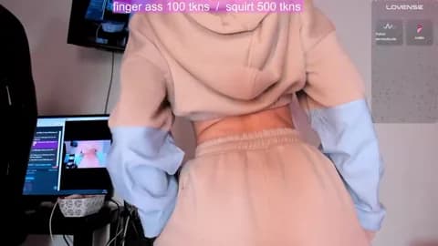 SSWEETSIINNN @ Stripchat • Recorded January 17, 2026 08:02 • 53m