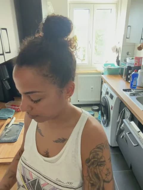 SweetPetiteNoir @ Stripchat • Recorded May 27, 2026 06:16 • 37m