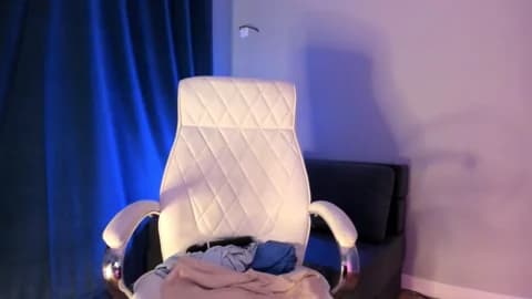 akura_01 @ Chaturbate • Recorded January 16, 2026 09:43 • 31m