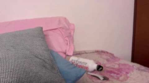 ariadnaz @ Chaturbate • Recorded February 6, 2026 01:43 • 44m