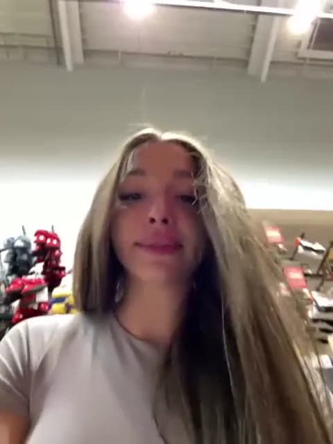 barbiehumpxxx @ Stripchat • Recorded April 8, 2026 23:07 • 39m