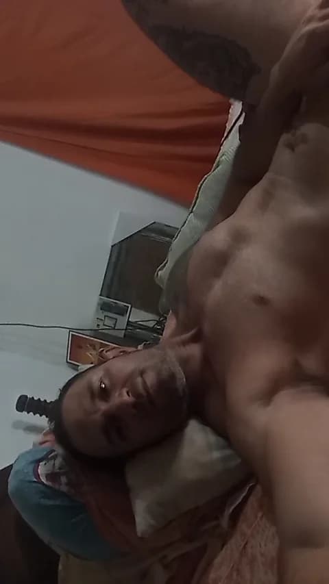 cartorr1985 @ Cam4 • Recorded April 22, 2026 06:58 • 37m