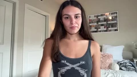graciesmith27 @ Stripchat • Recorded May 6, 2026 21:17 • 67m