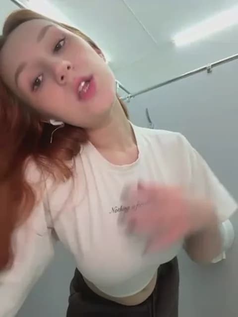 katexxxx @ Stripchat • Recorded May 1, 2026 21:38 • 61m