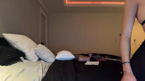 kenziesmithh @ Chaturbate • Recorded January 18, 2026 04:03 • 76m