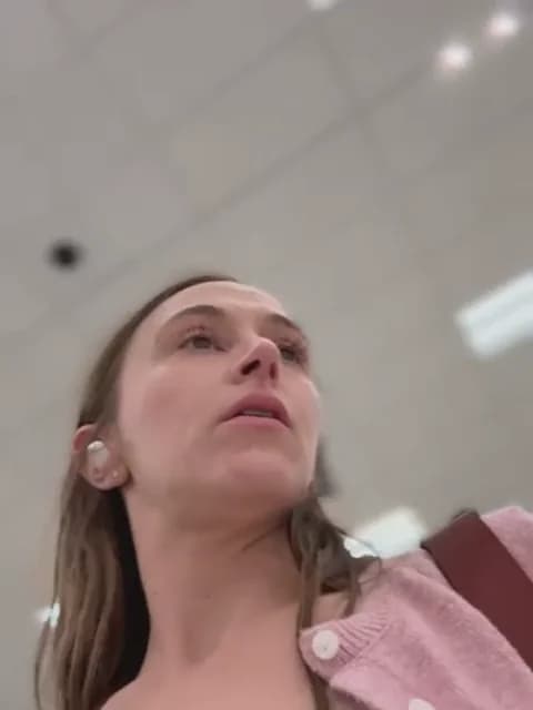 lunagirl13 @ Stripchat • Recorded March 26, 2026 04:33 • 37m