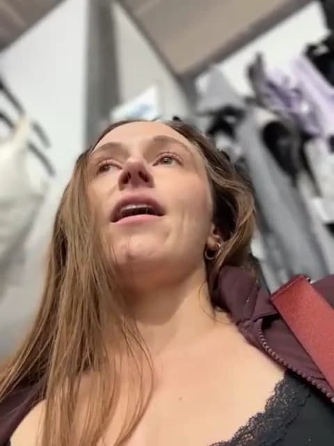 lunagirl13 @ Stripchat • Recorded May 5, 2026 02:01 • 47m