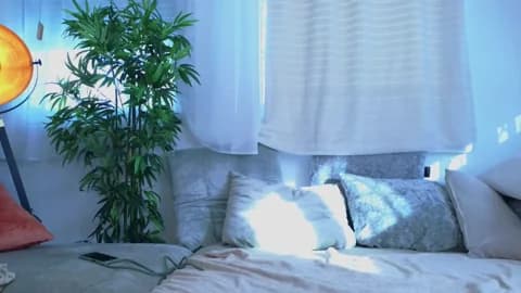 malenahot525 @ Chaturbate • Recorded January 12, 2026 11:06 • 54m