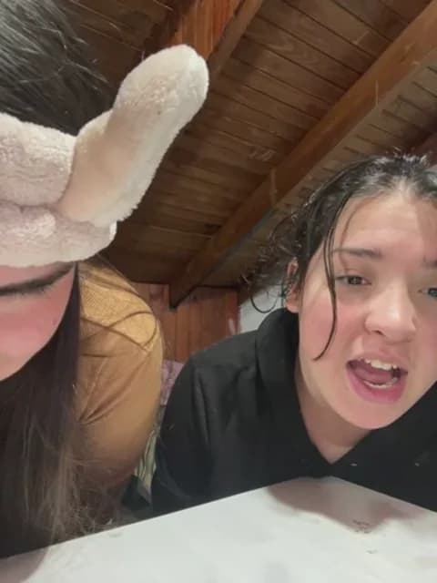 millyalc0ck @ Stripchat • Recorded May 15, 2026 04:15 • 54m