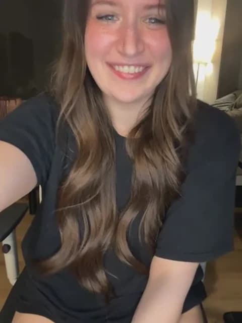 nerdynina @ Stripchat • Recorded May 7, 2026 05:07 • 57m