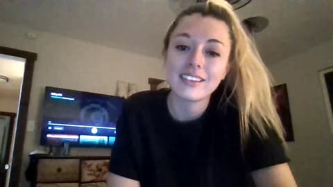 newmizzymay @ Cam4 • Recorded April 1, 2026 09:25 • 32m