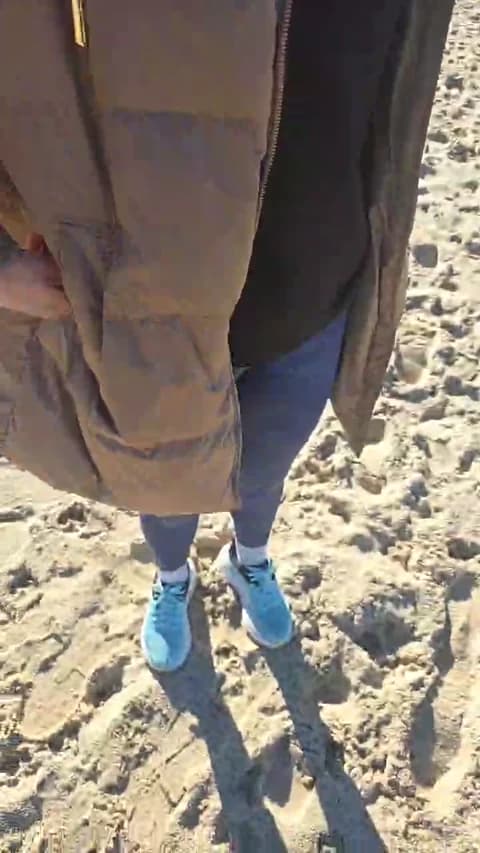 parejiya2003 @ Cam4 • Recorded January 18, 2026 12:15 • 30m