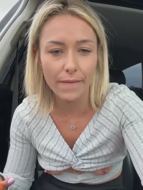 petrouchkaaa_ @ Stripchat • Recorded April 19, 2026 09:15 • 49m