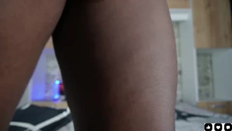 sami_ross1 @ Chaturbate • Recorded January 19, 2026 24:45 • 40m