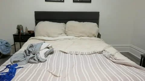 scarletterose_504259 @ Chaturbate • Recorded January 21, 2026 04:02 • 94m