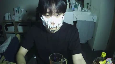 sdamvo2 @ Stripchat • Recorded January 14, 2026 13:49 • 32m