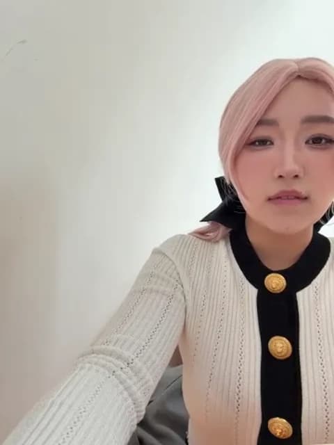 winter11 @ Stripchat • Recorded March 15, 2026 05:54 • 39m