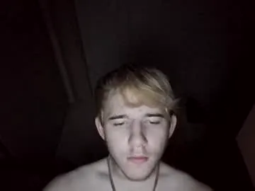 HungCollegeStud Chaturbate Model - Cam Recordings