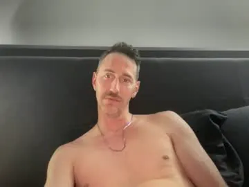 Hunter Sterling  < Sterlingjock on OnlyFans>